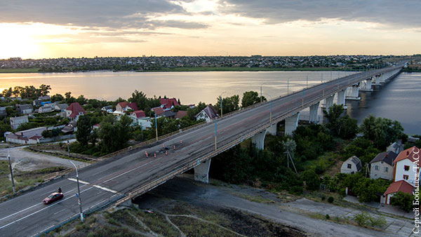 Власти Херсонской области рассказали о повреждениях Антоновского моста