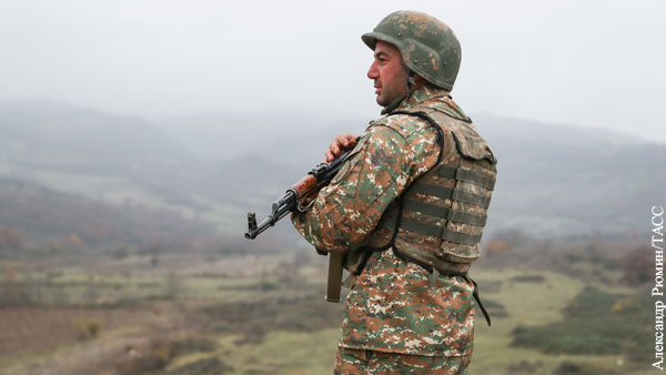 Эксперт: Баку следовало подождать пару недель до вывода армянских сил из Карабаха