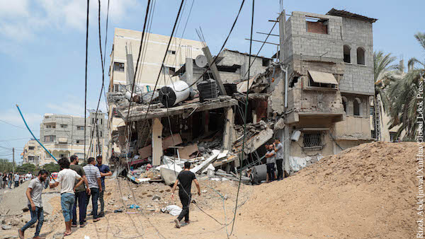 Из-за ударов Израиля по сектору Газа погибли не менее 15 человек