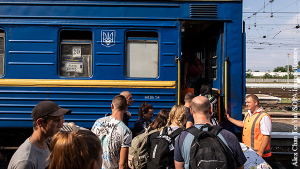 В Эстонии студентов предупредили о проблемах из-за наплыва беженцев с Украины
