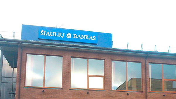 Обслуживающий калининградский транзит литовский банк прекратил операции в рублях