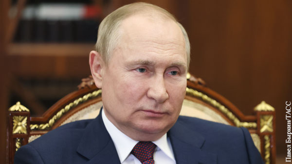 Политолог объяснил стабильность высокого уровня доверия россиян к Путину
