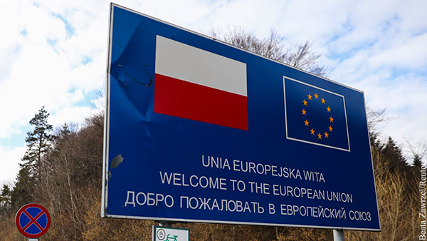 Польша потребовала от всех стран ЕС прекратить выдавать визы россиянам 