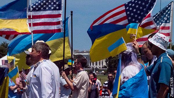 Экс-сенатор: Американцы не знают, что Украина проигрывает военные действия