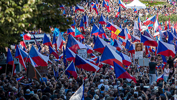 Германии предрекли массовые протесты по чешскому образцу