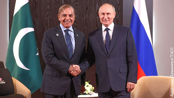 Эксперт назвал возможные маршруты поставок газа из России в Пакистан