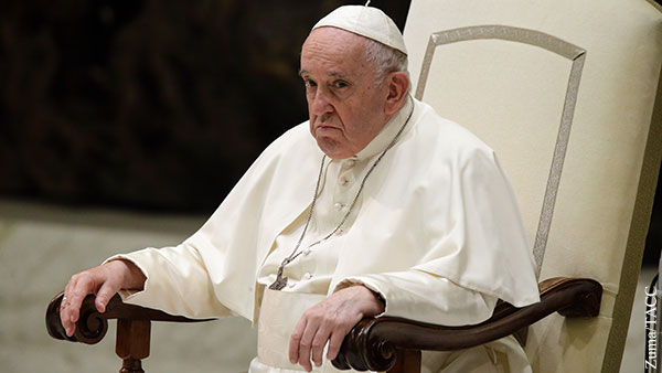 Эксперт: Папа Франциск стал белой вороной в темном лесу антироссийской истерии