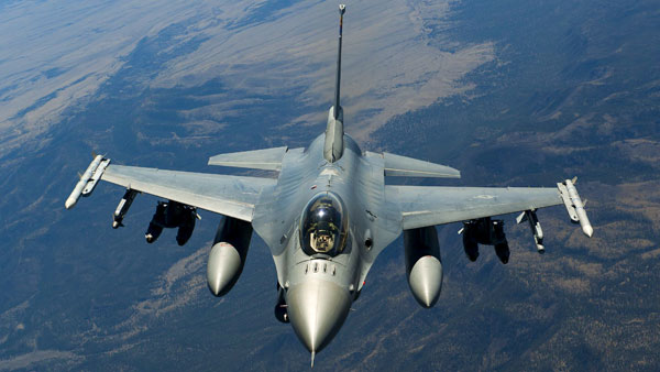 В России оценили слова американского генерала о передаче Украине истребителей F-16