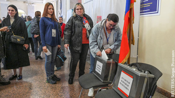 По первым данным, большинство участников референдума выбрало воссоединение с Россией