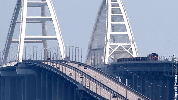 Названы сроки возобновления движения поездов по Крымскому мосту