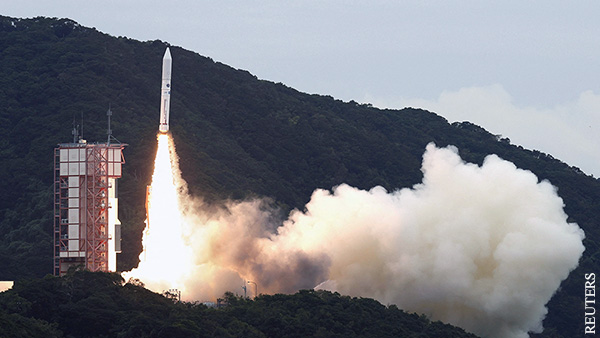 Япония уничтожила собственную ракету со спутниками после запуска