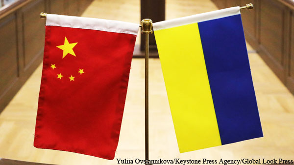 Китай призвал своих граждан покинуть Украину