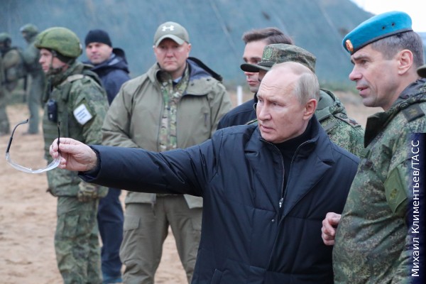 Путин опробовал снайперскую винтовку на полигоне под Рязанью