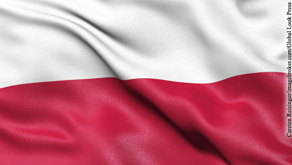 Мирошник: Польша с согласия Запада начала тихую аннексию Украины
