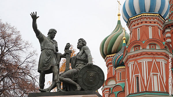 Сенатор Долгов: День народного единства отразил суть нынешнего исторического этапа России