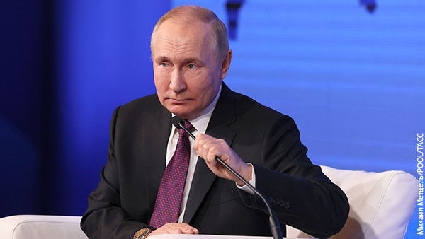 Путин заявил о попытке Запада поднести фитиль к распаду России через Украину