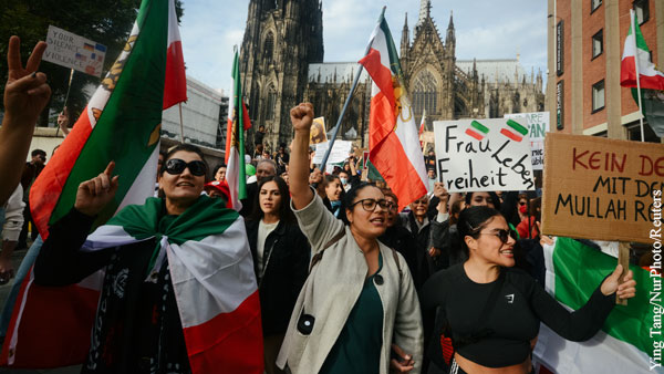 Welt am Sonntag: Более 100 тыс. человек выходят на протесты в Германии каждую неделю