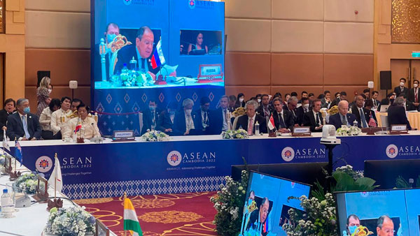 Байден присутствовал на выступлении Лаврова на Восточноазиатском саммите