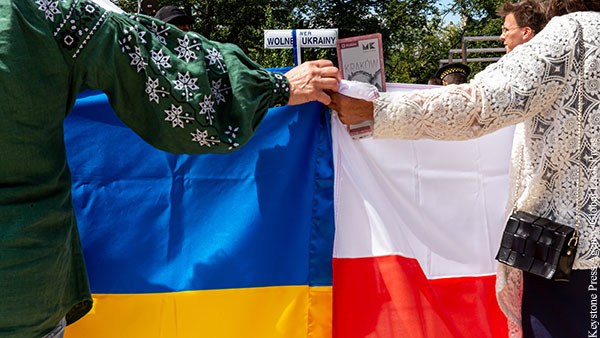 Украинцы лишают поляков собственного достоинства