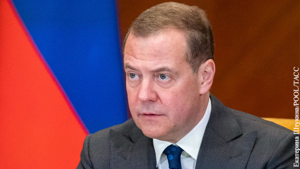 Медведев ответил на планы Киева «вернуть Крым»