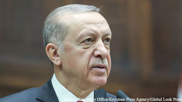 Эрдоган переложил на Россию ответственность за новую военную операцию Турции