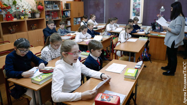 За введение школьной формы выступило более 80% россиян