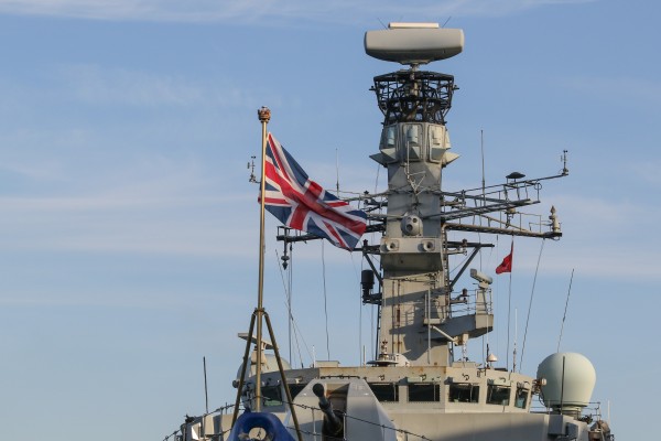 Британские военные корабли начали выходить из строя из-за потепления
