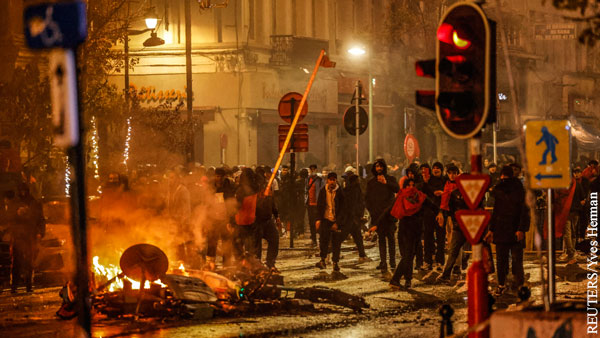 В городах Бельгии произошли массовые беспорядки после поражения сборной на ЧМ по футболу