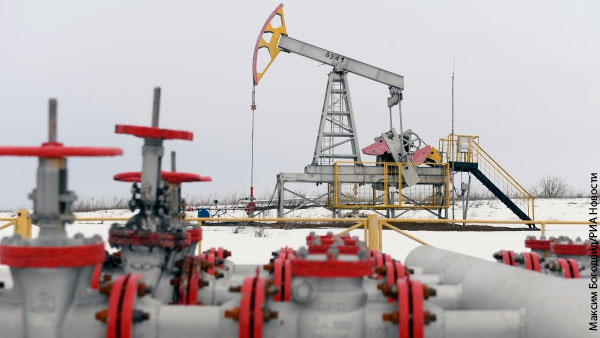 СМИ: Санкции не повлияли на объем экспорта нефти из России