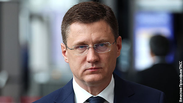 Новак назвал заявления Польши о закупке 3 млн тонн нефти из России «театром абсурда»