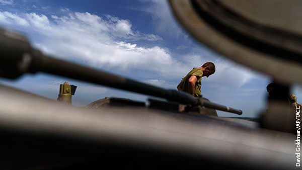 Разведчик рассказал о сигнале украинских танкистов для сдачи в плен