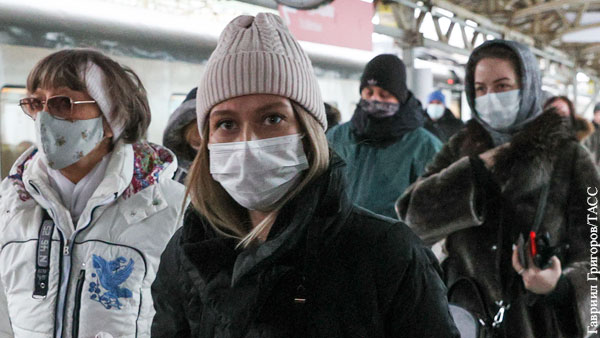 Глава Минздрава Мурашко посоветовал всем носить маски из-за роста заболеваемости коронавирусом и гриппом
