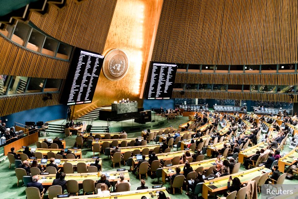 Политолог: России удалось изолировать Запад и Японию в ГА ООН