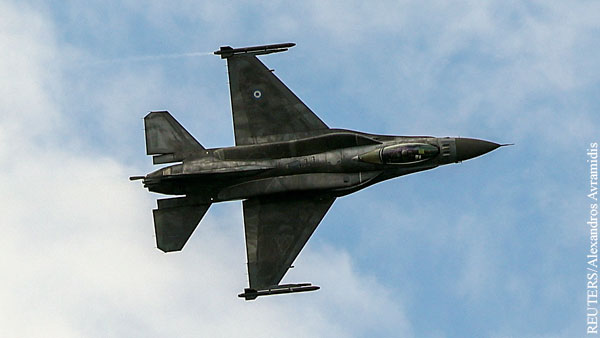 Турция объявила о перехвате самолетов ВВС Греции во время миссии НАТО
