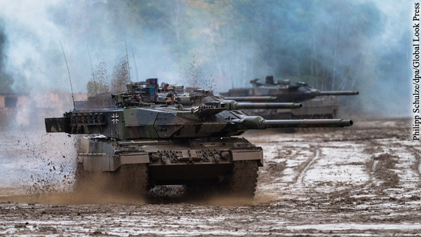 Шольц объяснил отказ Германии передавать Украине немецкие танки