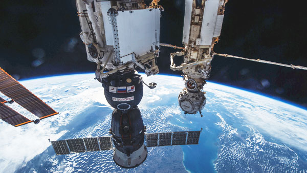 Глава Роскосмоса заявил о подготовке резервного корабля для спуска космонавтов с МКС
