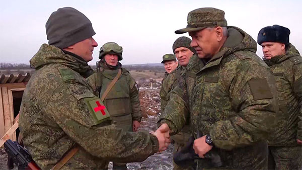 Шойгу проинспектировал районы расположения российских войск в зоне СВО