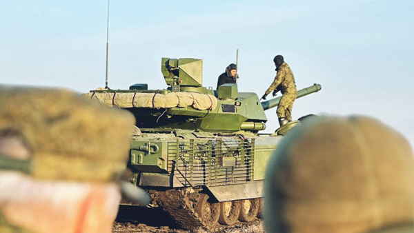 Телеведущий Соловьев показал боевое слаживание батальона танков «Армата»