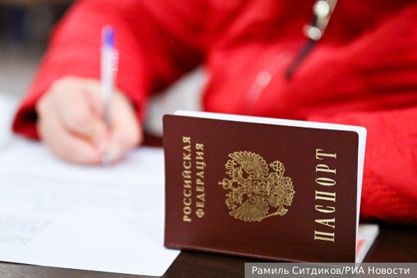 Названо условие отказа в выдаче жителям новых территорий российского паспорта 