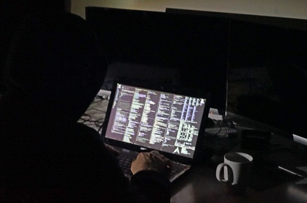 Хакеры RaHDit обнародовали данные 1 тыс. украинских «интернет-бойцов»