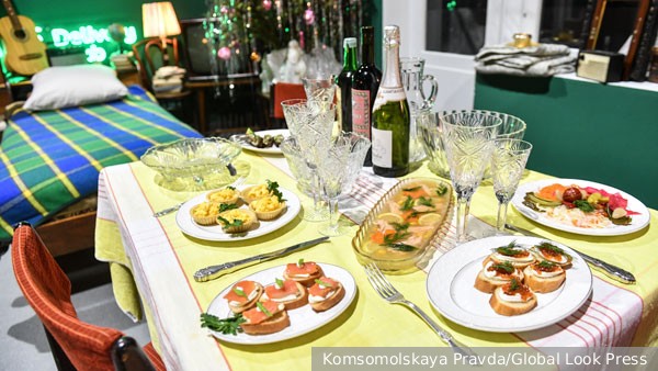 Диетолог рассказала об изменениях в новогоднем столе россиян