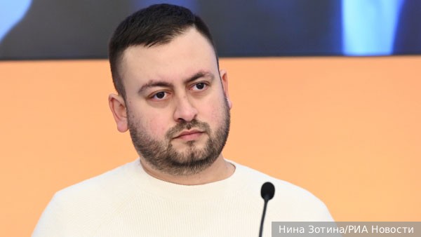 Друг арестованного в Латвии журналиста Марата Касема рассказал о попытке отговорить его от поездки из Москвы в Ригу