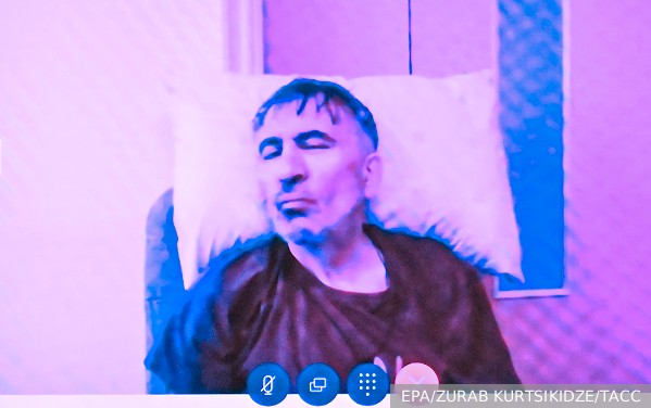 В Киеве в оскорбительной форме потребовали от Тбилиси выдать Саакашвили