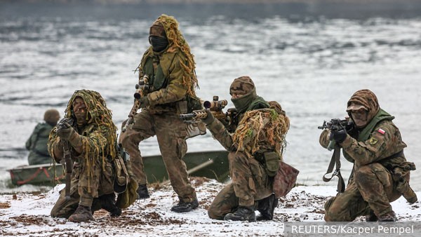 Министр обороны Польши Блащак заявил о создании новой пехотной дивизии на востоке страны