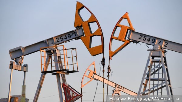 Запад надеется на обвал нефтяных доходов России