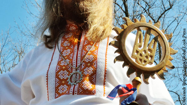 Киев обвинили в попытке заменить христианство «украинством»