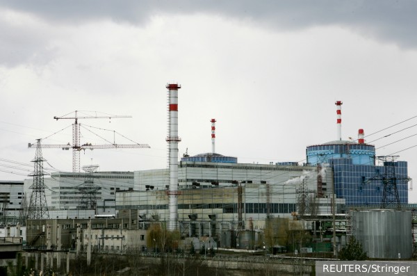 СВР: Украина складирует вооружения на территориях АЭС