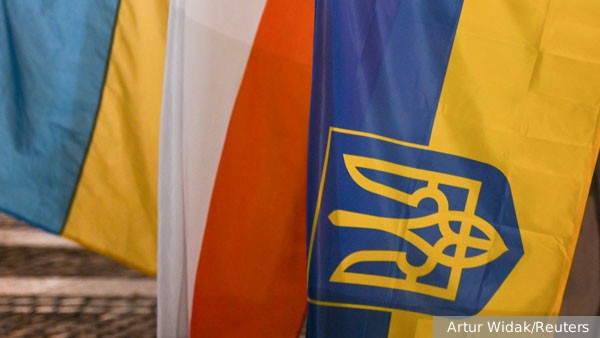 Сикорский обнародовал планы Польши разделить Украину в начале СВО