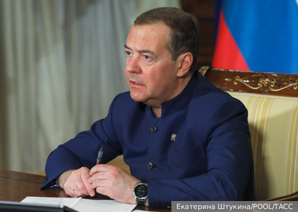 Медведев: Киевский режим скоро лишится выхода к морю