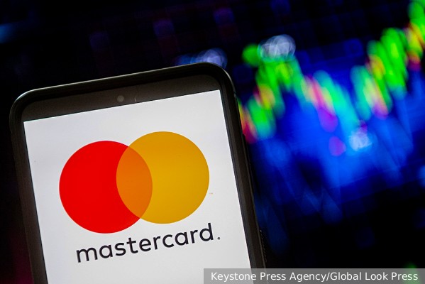 Назван убыток Mastercard из-за приостановки работы в России